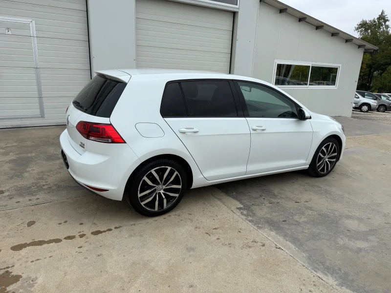 VW Golf 1.6tdi * DSG* Highline* Navi* UNIKAT* , снимка 13 - Автомобили и джипове - 47479145