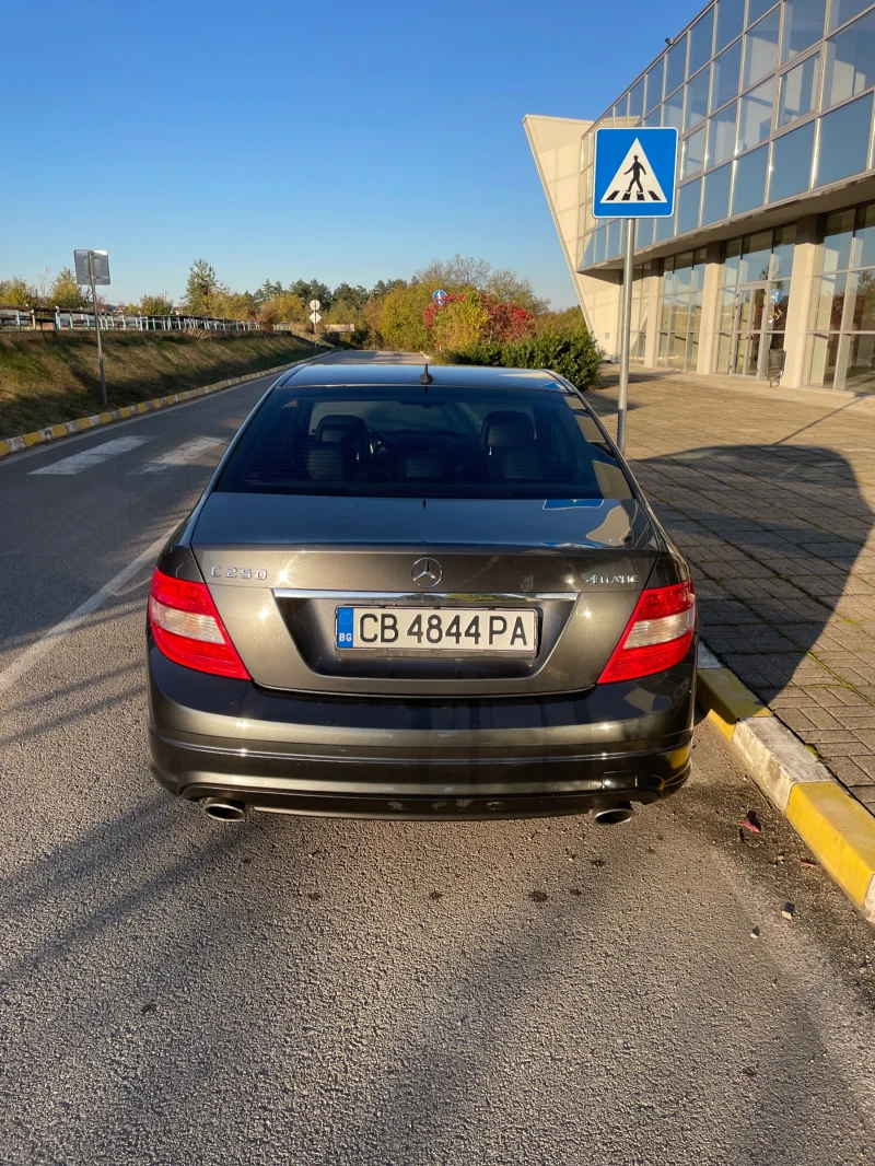 Mercedes-Benz C 250 AMG, газ/бензин, 4matic, снимка 6 - Автомобили и джипове - 48297738