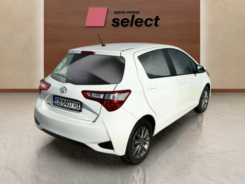 Toyota Yaris 1.5, снимка 2 - Автомобили и джипове - 48093379