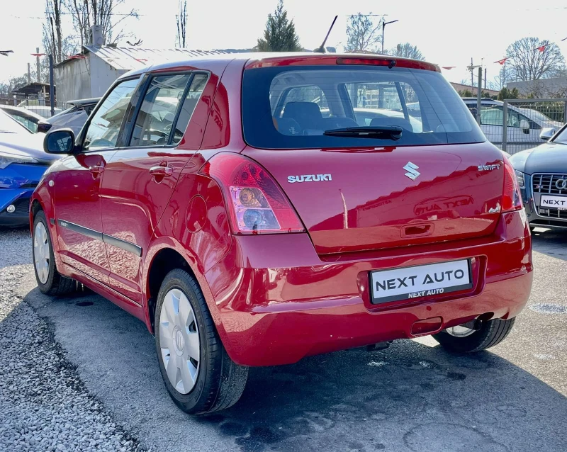 Suzuki Swift 1.3I 90HP 4x4 73095KM  КЛИМАТИК, снимка 7 - Автомобили и джипове - 49096305