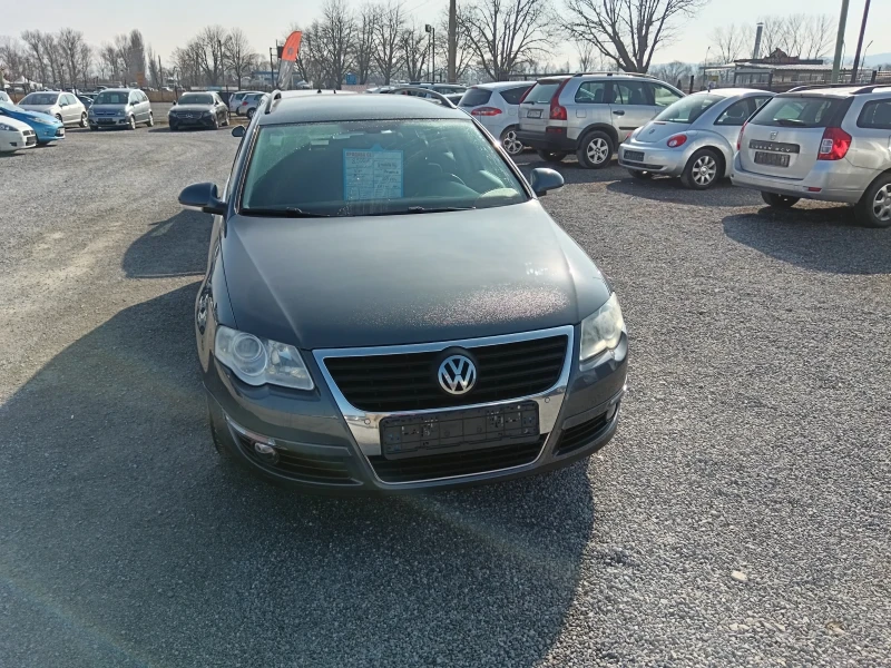 VW Passat 1.6, снимка 1 - Автомобили и джипове - 49164443