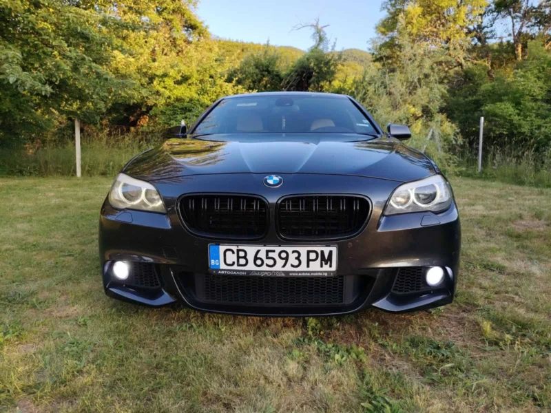BMW 550 I M Pack, снимка 3 - Автомобили и джипове - 52262965