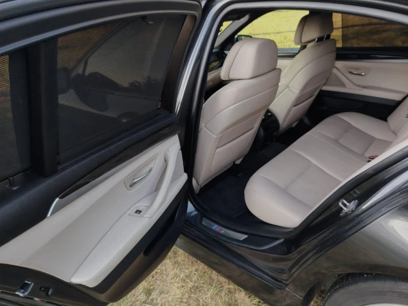 BMW 550 I M Pack, снимка 12 - Автомобили и джипове - 52262965