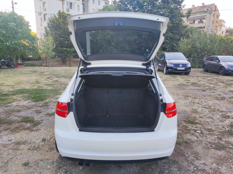 Audi A3 Sportback 1.9TDi 105к.с. Facelift, снимка 15 - Автомобили и джипове - 52073532