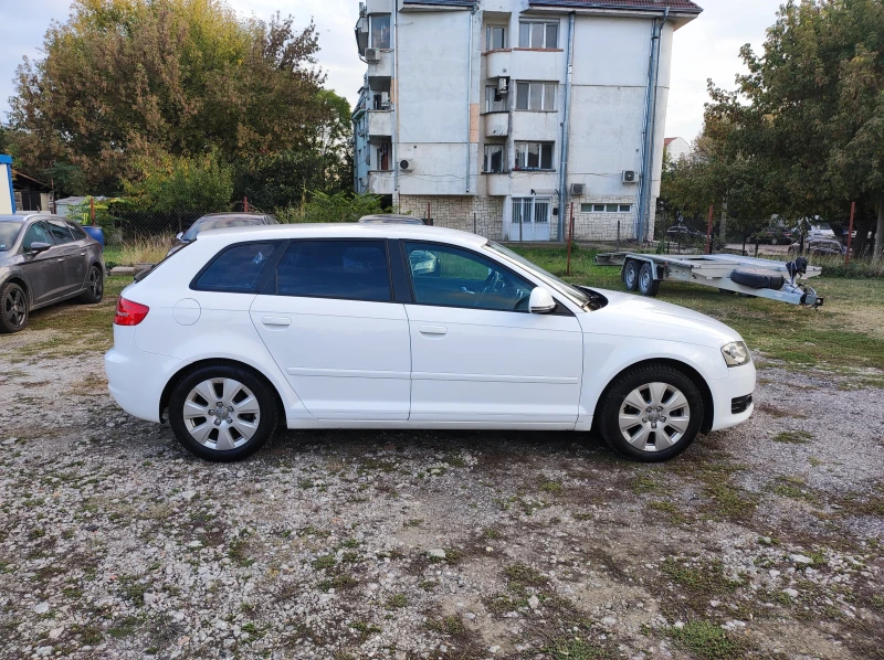 Audi A3 Sportback 1.9TDi 105к.с. Facelift, снимка 6 - Автомобили и джипове - 52073532
