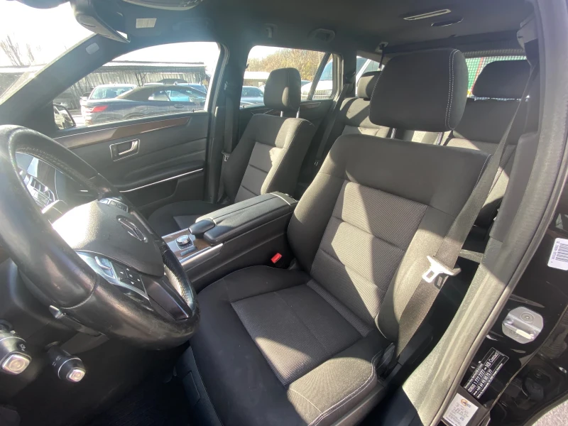 Mercedes-Benz E 200, снимка 11 - Автомобили и джипове - 52493372