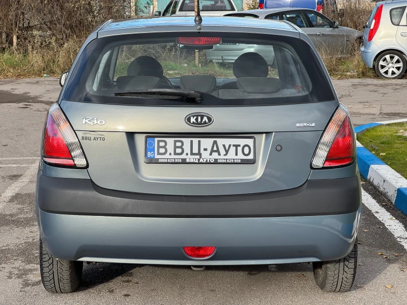 Kia Rio 1.4 Бензин, снимка 6 - Автомобили и джипове - 52499302