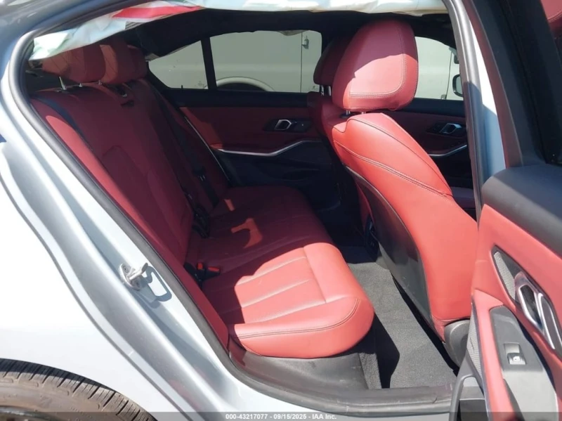 BMW 340 * CARFAX * БЕЗ ПЪРВОНАЧАЛНА ВНОСКА, снимка 8 - Автомобили и джипове - 52694833