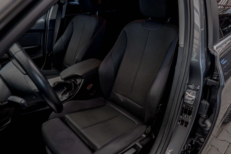 BMW 320 d/PDC/Xenon/Navi/M-Perf/Cruise Control, снимка 9 - Автомобили и джипове - 52798302