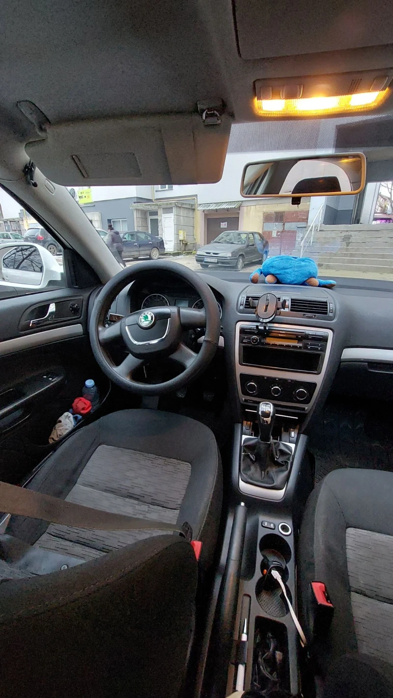 Skoda Octavia, снимка 5 - Автомобили и джипове - 53115775