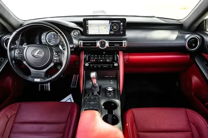Lexus IS 350 RED INTERIOR/F SPORT/ОБДУХВАНЕ/ПОДГРЕВ/КАМЕРА - изображение 8