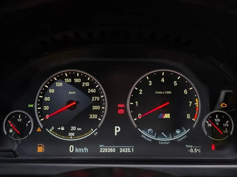 BMW M6  M6 Coupe, снимка 8 - Автомобили и джипове - 56287131