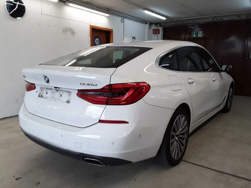 BMW 6 GT 630d Leather LED Navi, снимка 3 - Автомобили и джипове - 56605207