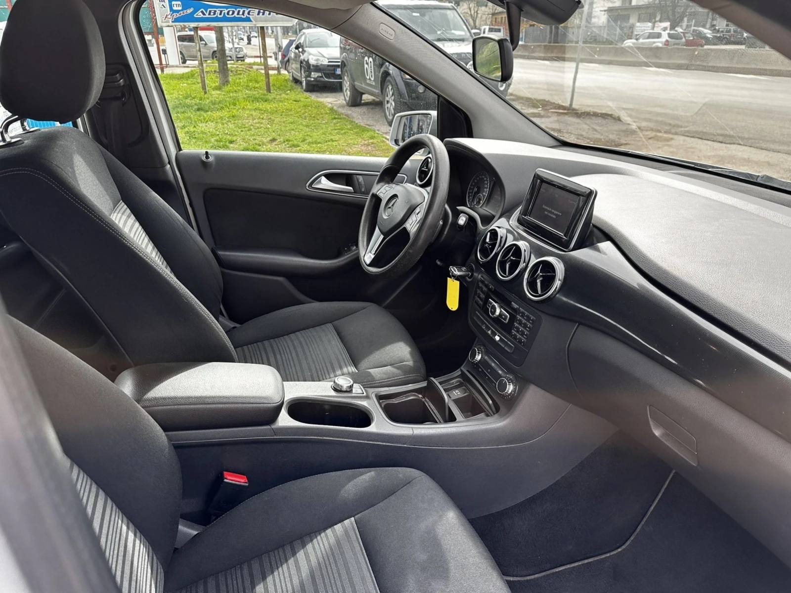 Mercedes-Benz B 180 | Mobile.bg — изображение 12