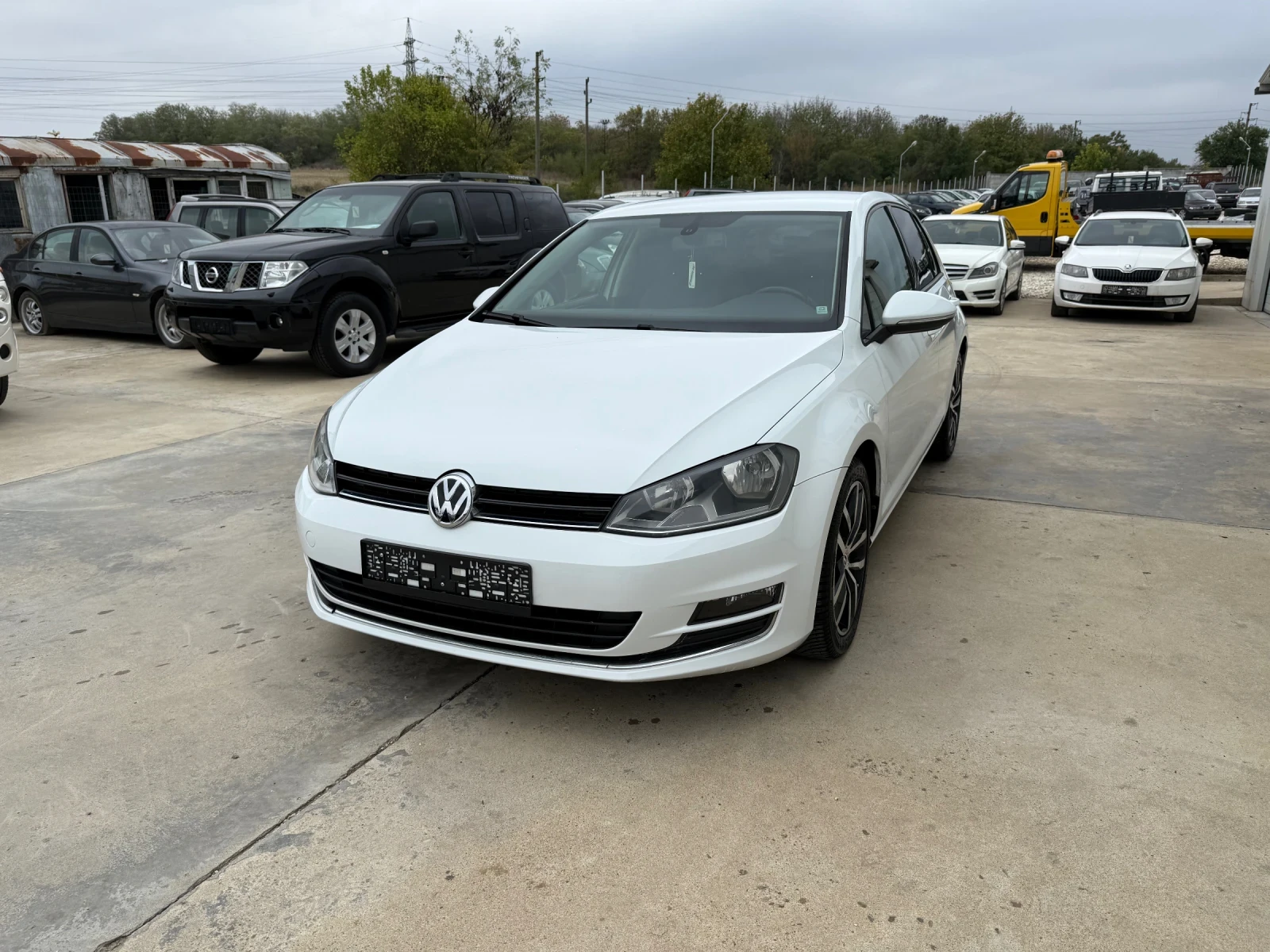 VW Golf 1.6tdi * DSG* Highline* Navi* UNIKAT*  - изображение 2