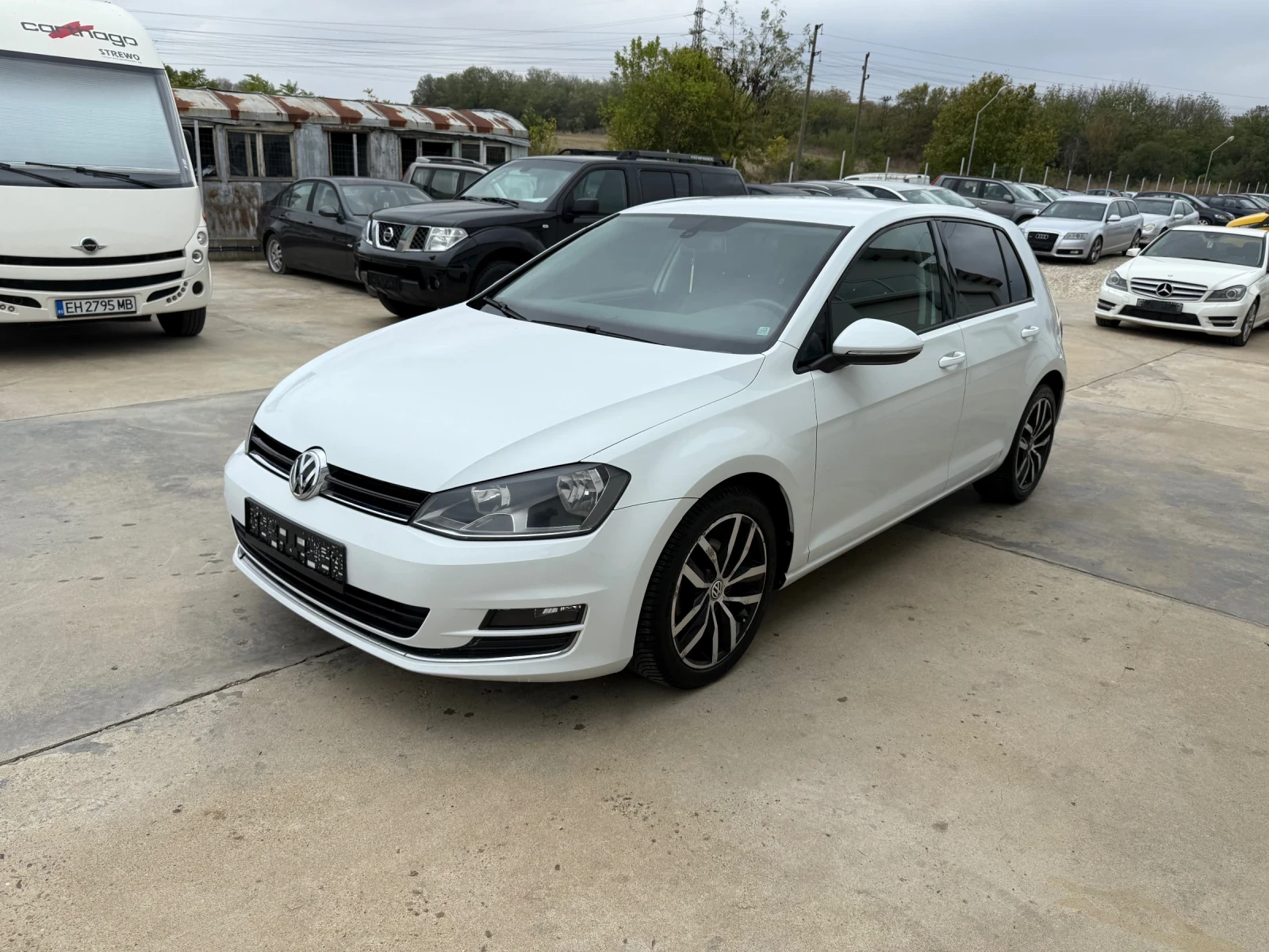 VW Golf 1.6tdi * DSG* Highline* Navi* UNIKAT*  - изображение 3