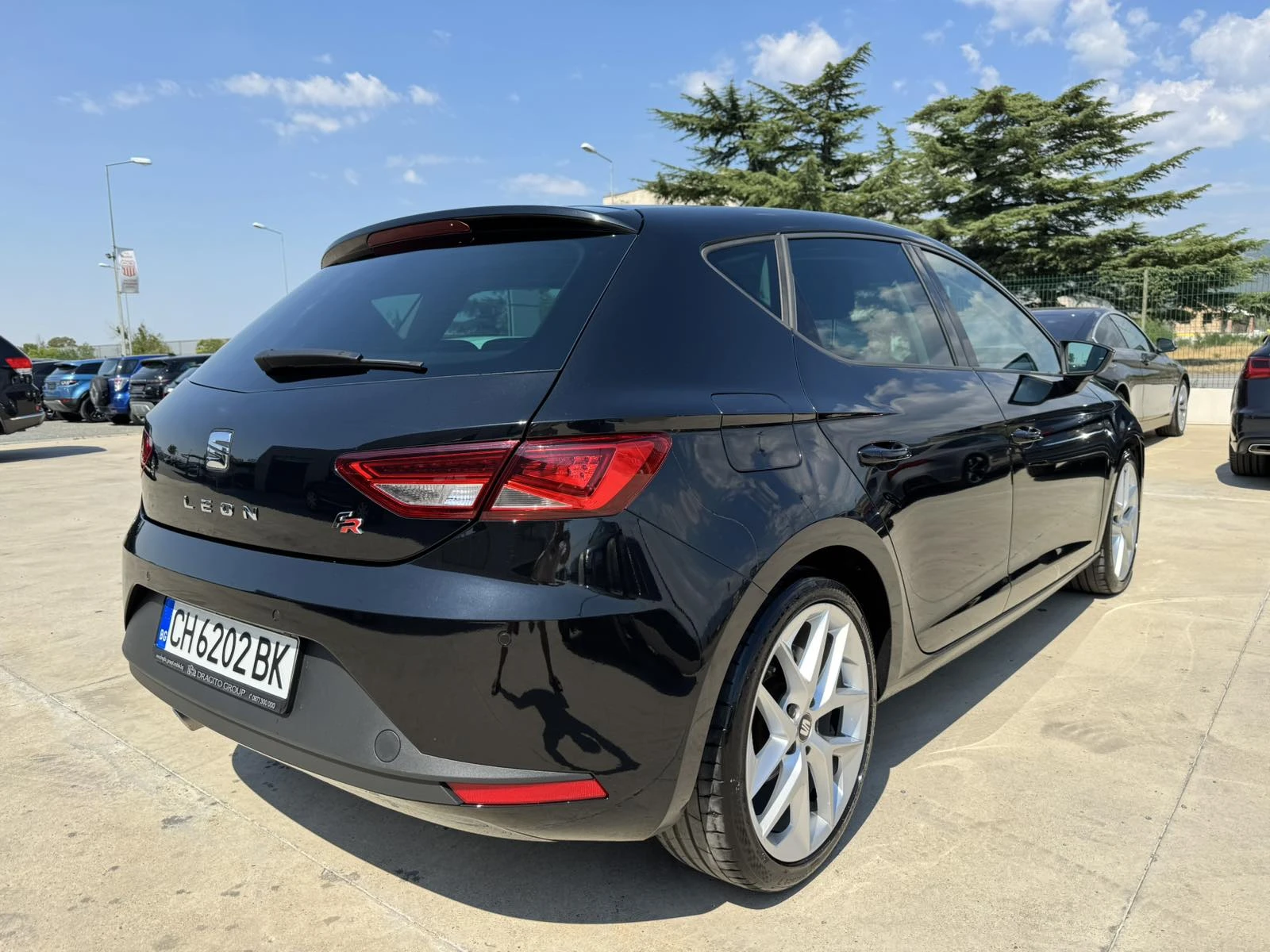 Seat Leon 2.0* 150ps* FR* 6ск* LED* Паркт*  - изображение 5