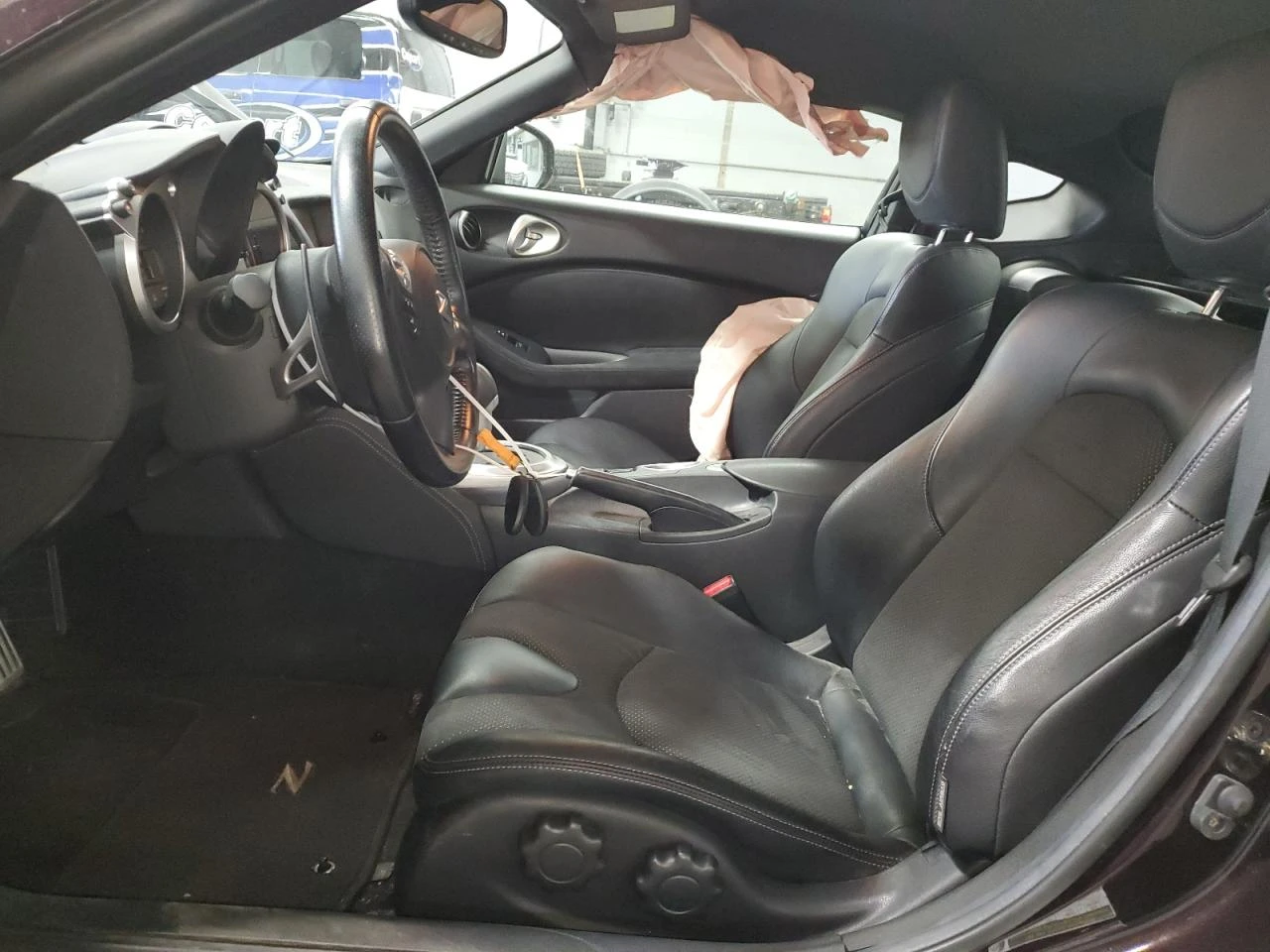 Nissan 370Z BASE - изображение 7