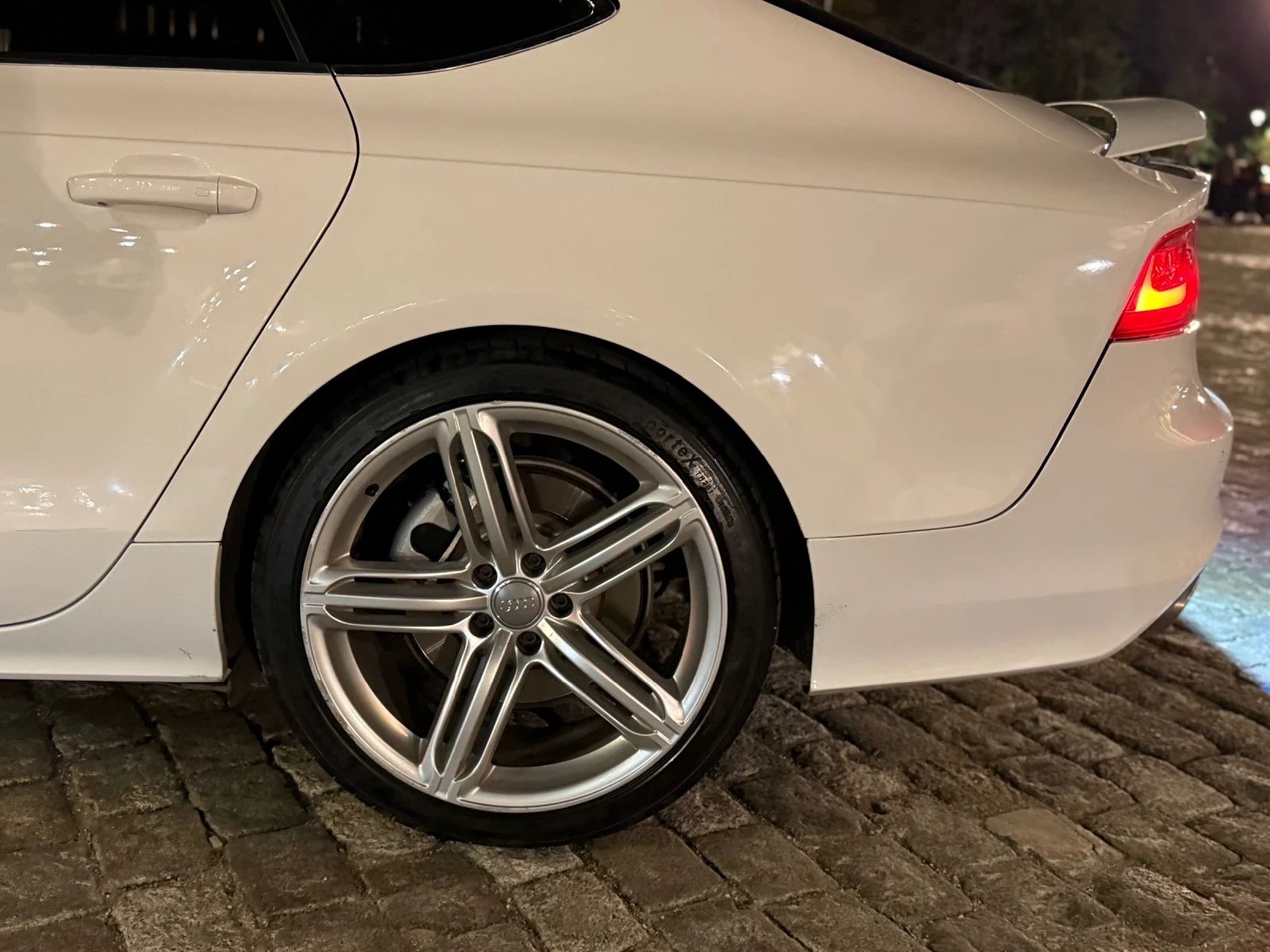 Audi A7 Premium S-Line - изображение 8