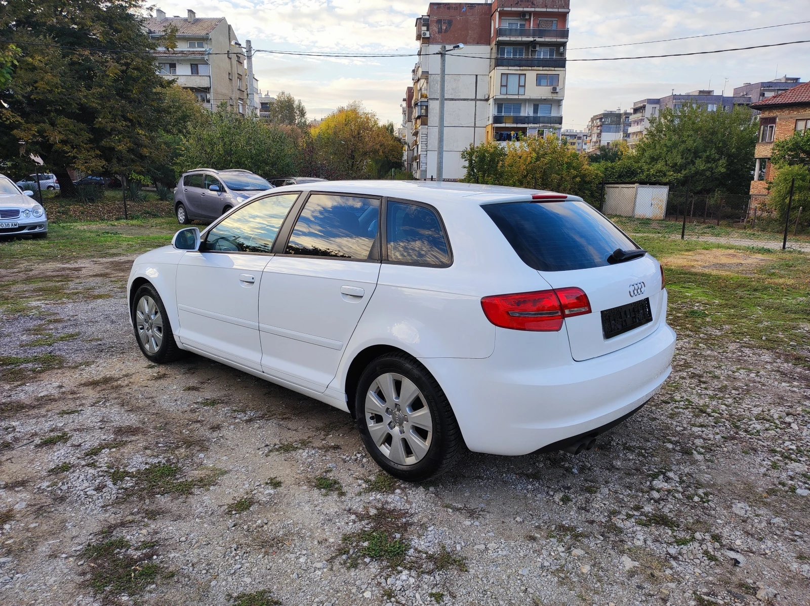 Audi A3 Sportback 1.9TDi 105к.с. Facelift - изображение 3