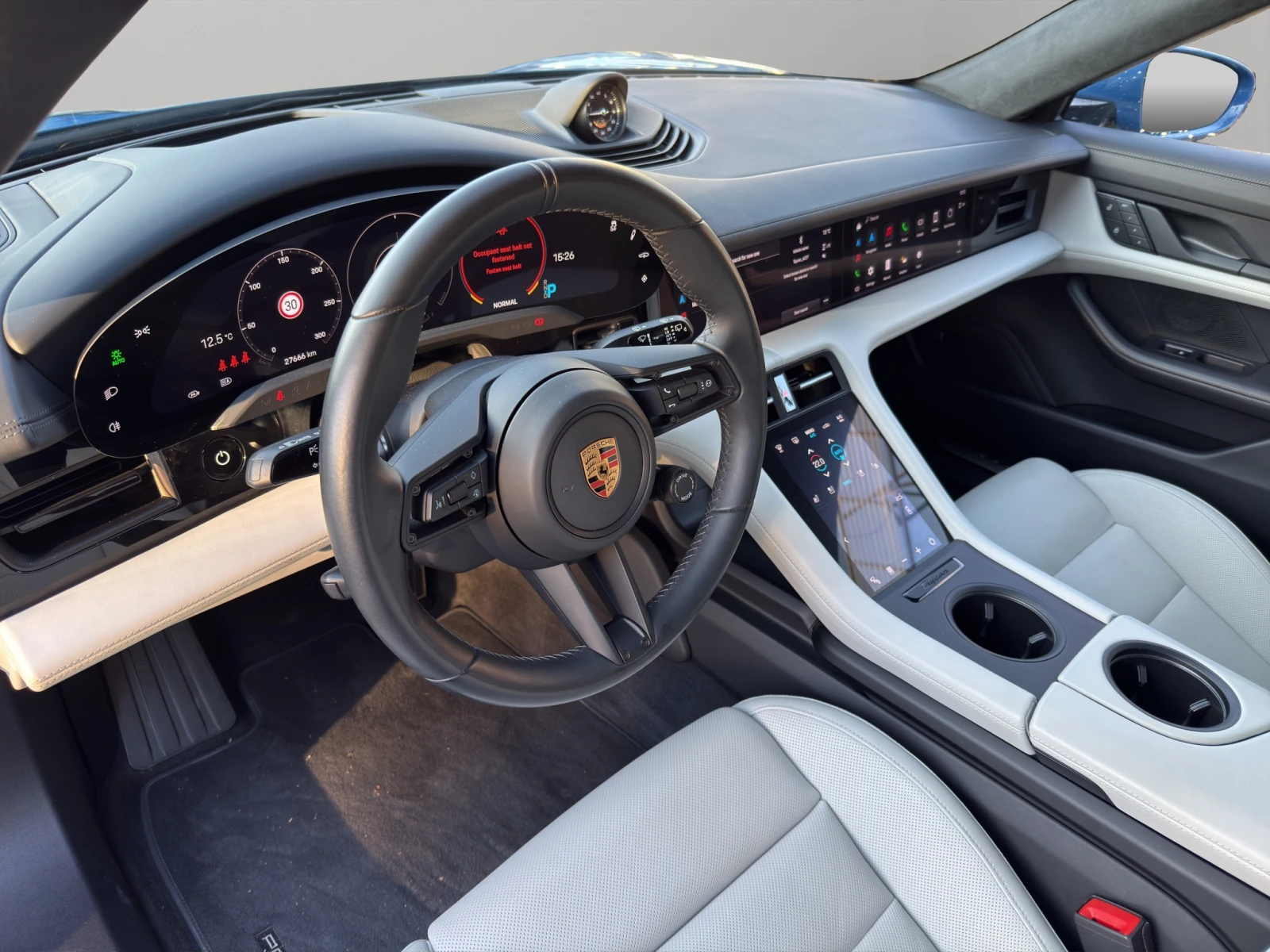 Porsche Taycan Sport Turismo Turbo - изображение 10