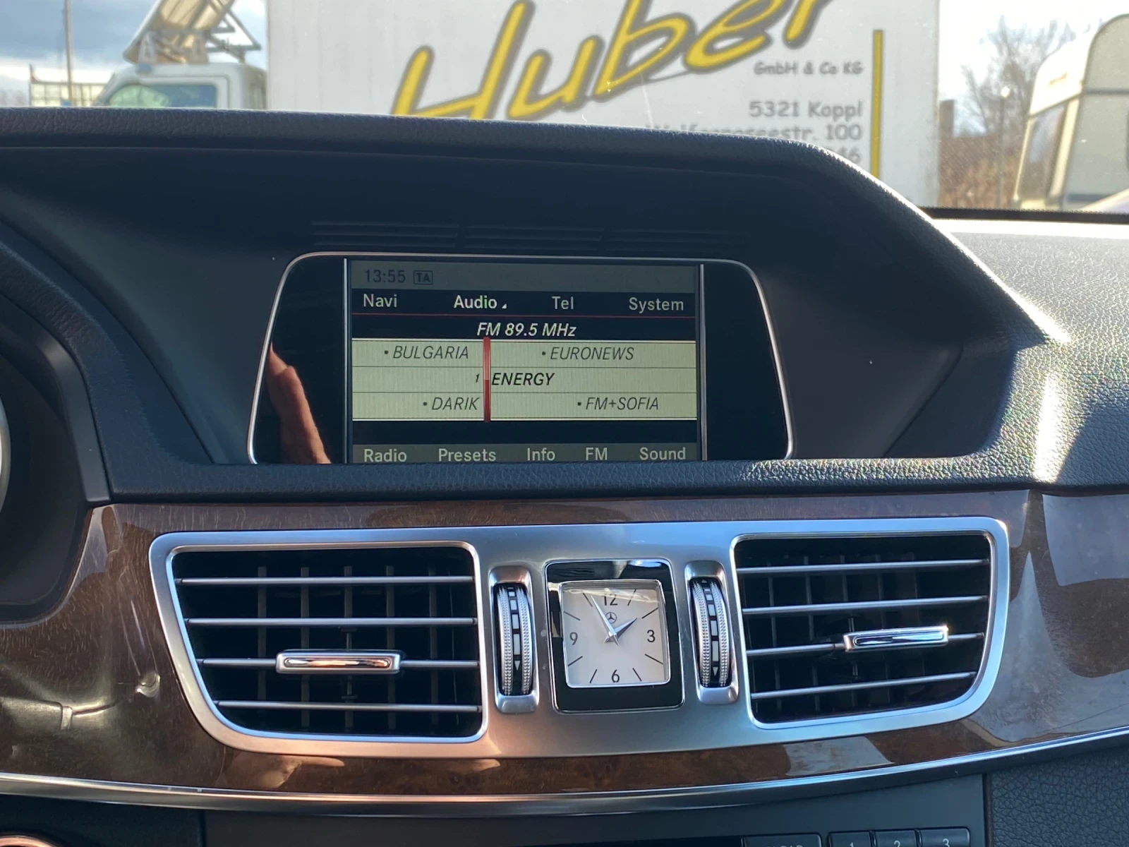 Mercedes-Benz E 200  - изображение 10