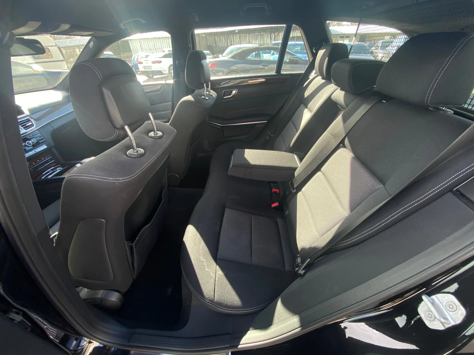 Mercedes-Benz E 200 | Mobile.bg   14