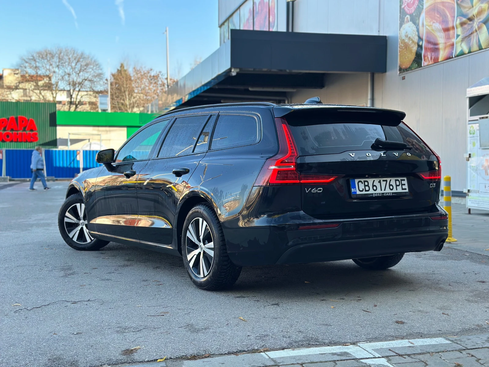 Volvo V60 LED*   Volvo* CarPlay*   | Mobile.bg   4