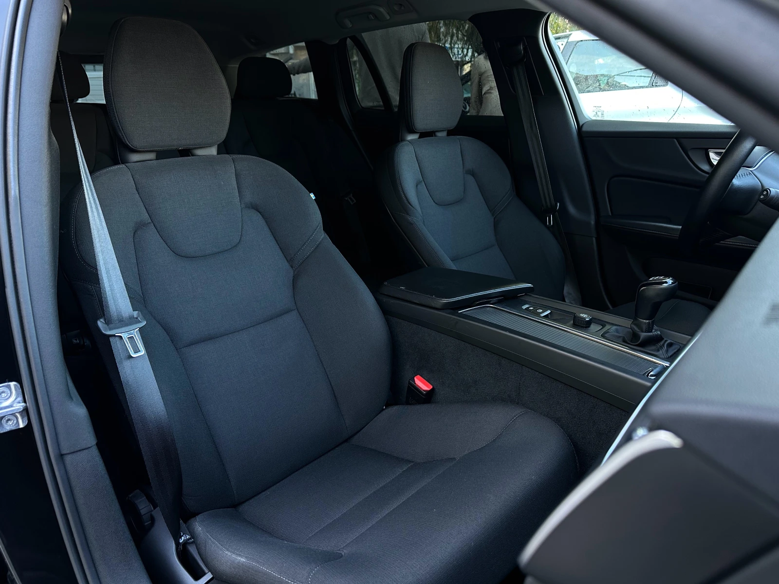 Volvo V60 LED*   Volvo* CarPlay*   | Mobile.bg   11