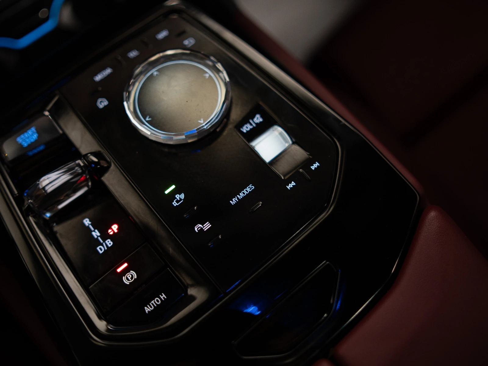 BMW i5  M60 XDRIVE B&W  � ����������� & ���� ������  | Mobile.bg � ����������� 14