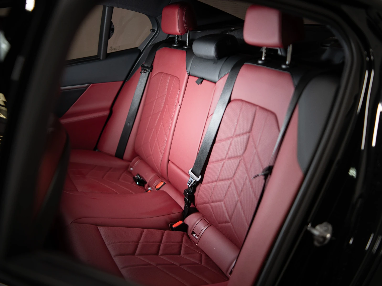 BMW i5  M60 XDRIVE B&W  � ����������� & ���� ������  | Mobile.bg � ����������� 15