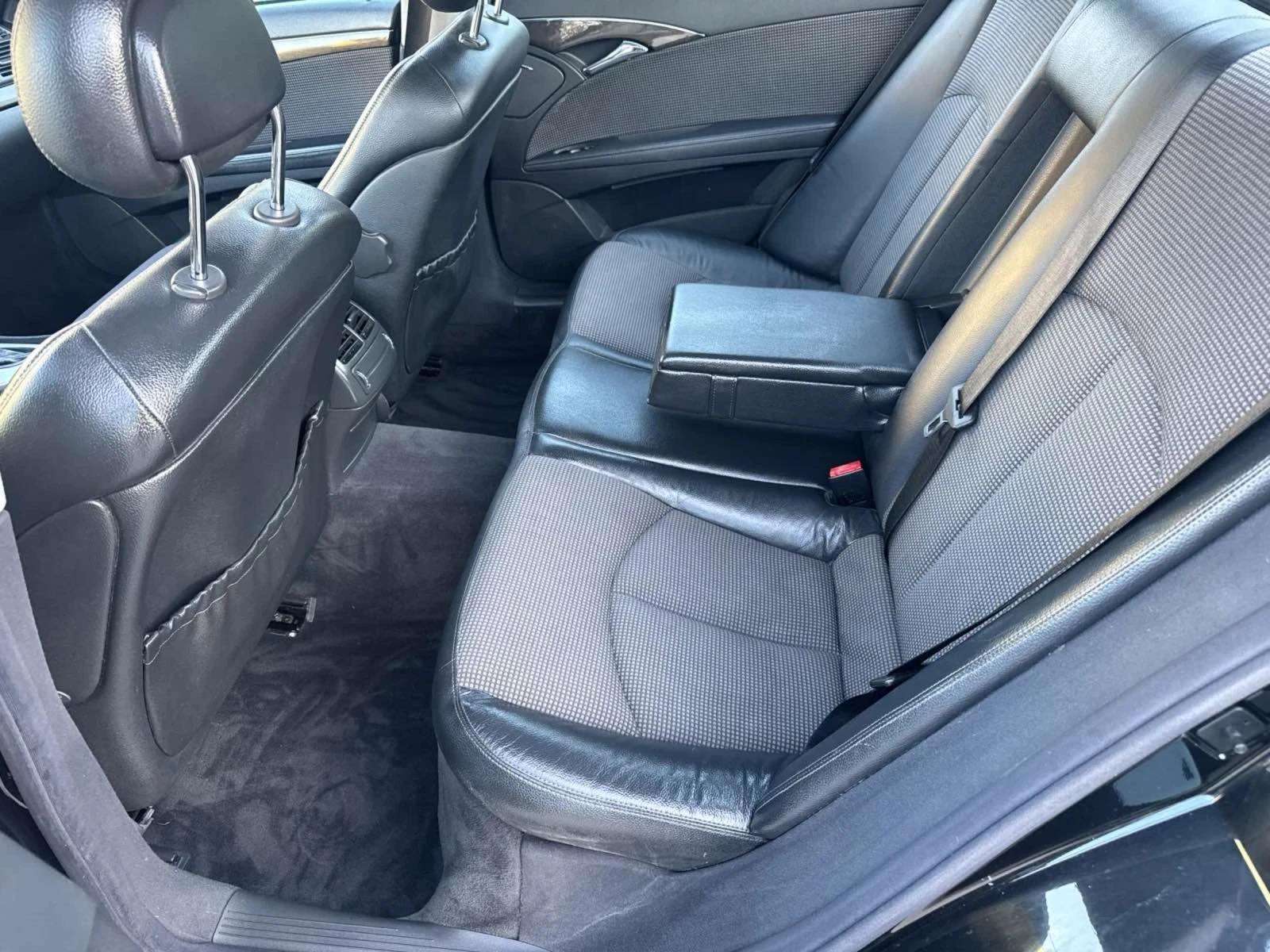 Mercedes-Benz E 320 Е320, avantgarde, снимка 10 - Автомобили и джипове - 54349585