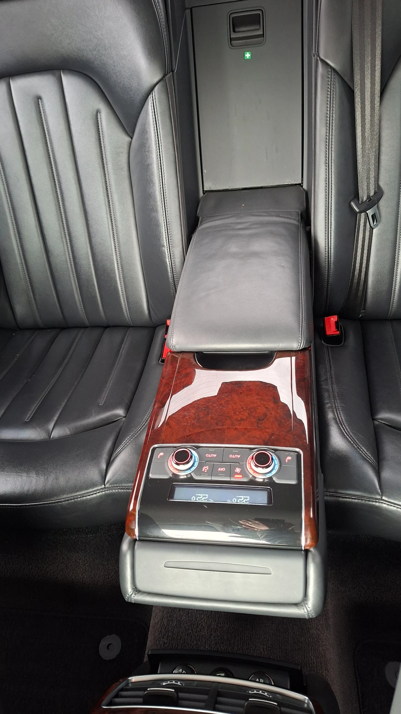 Audi A8 3.0tdi 250hp, снимка 15 - Автомобили и джипове - 54395860