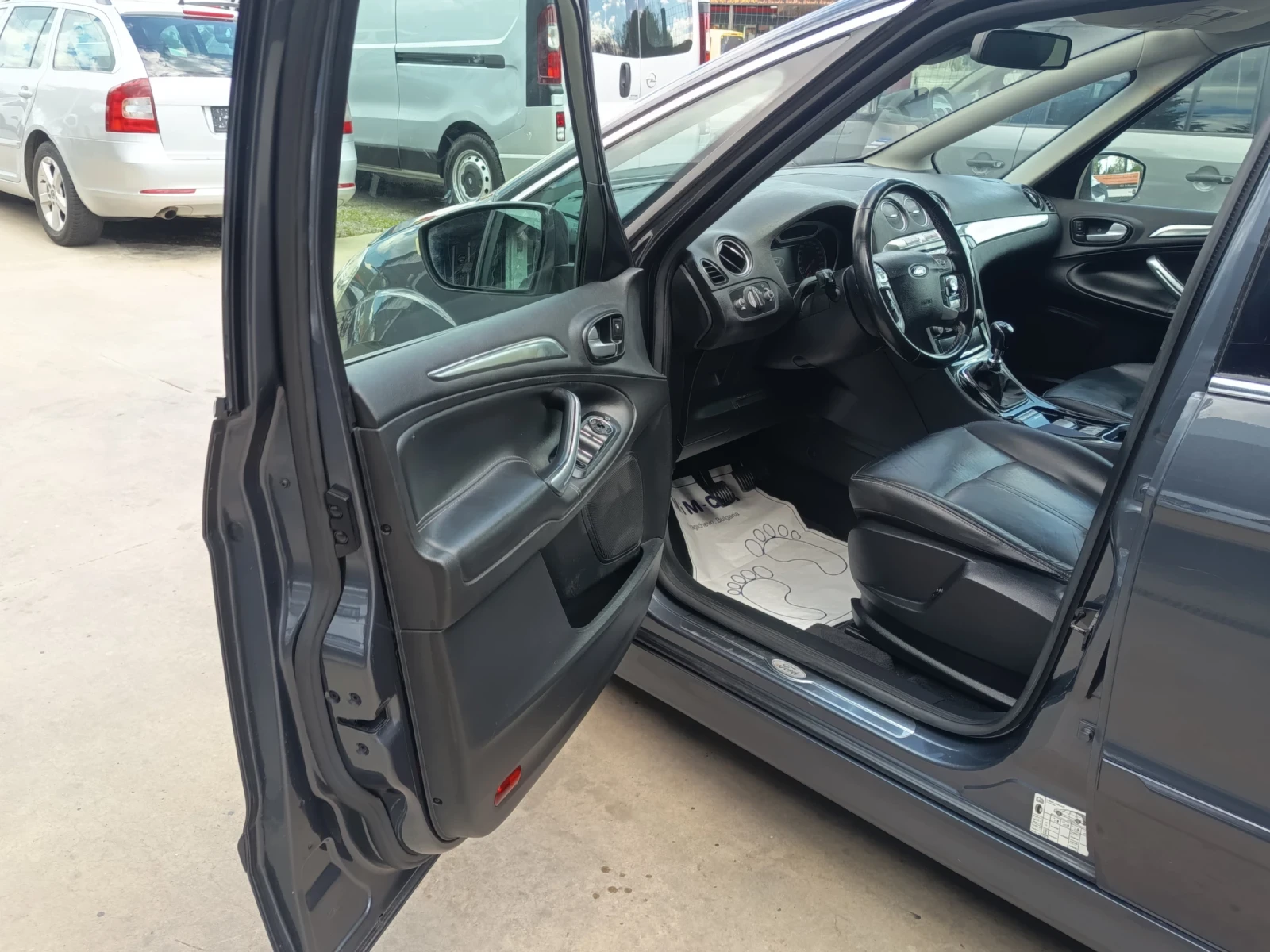 Ford S-Max 2.0tdci, снимка 9 - Автомобили и джипове - 54419576