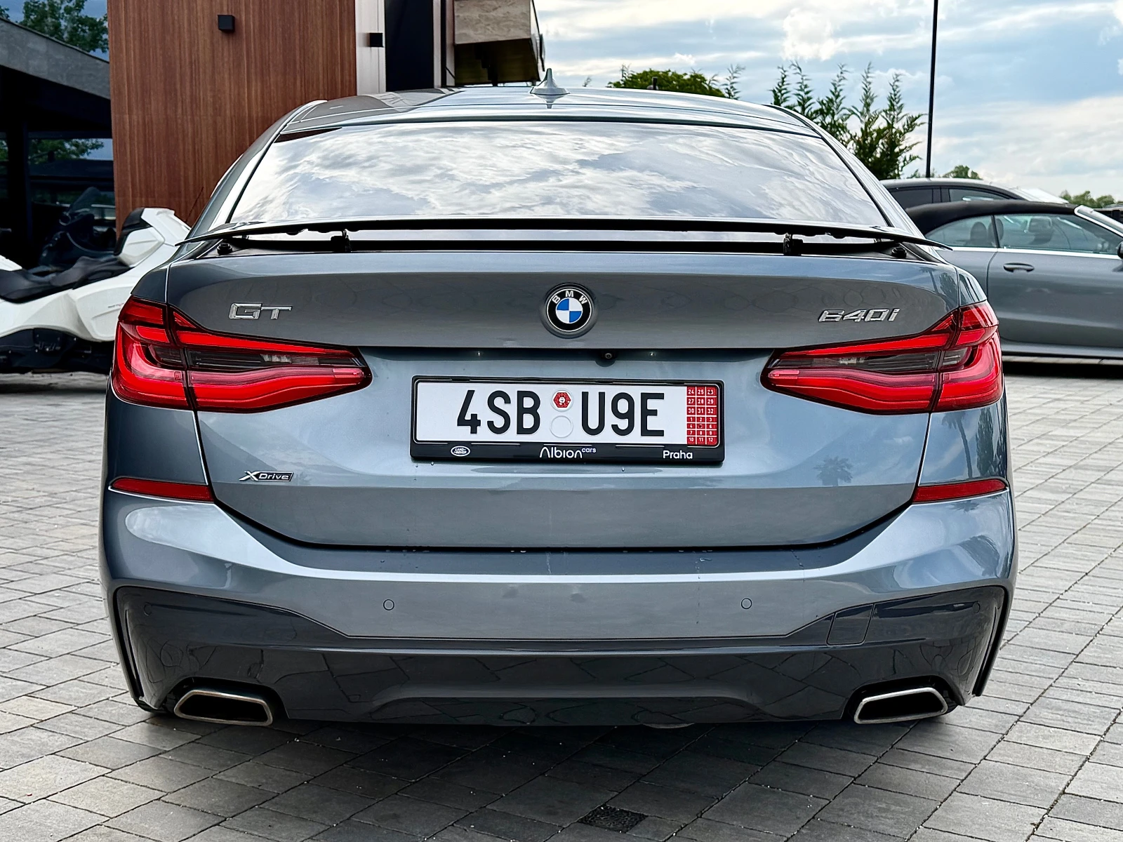 BMW 6 GT 640i xDrive M-pack #VAKUUM#DIS#HUD#harman#KeyLess#, снимка 6 - Автомобили и джипове - 54513832