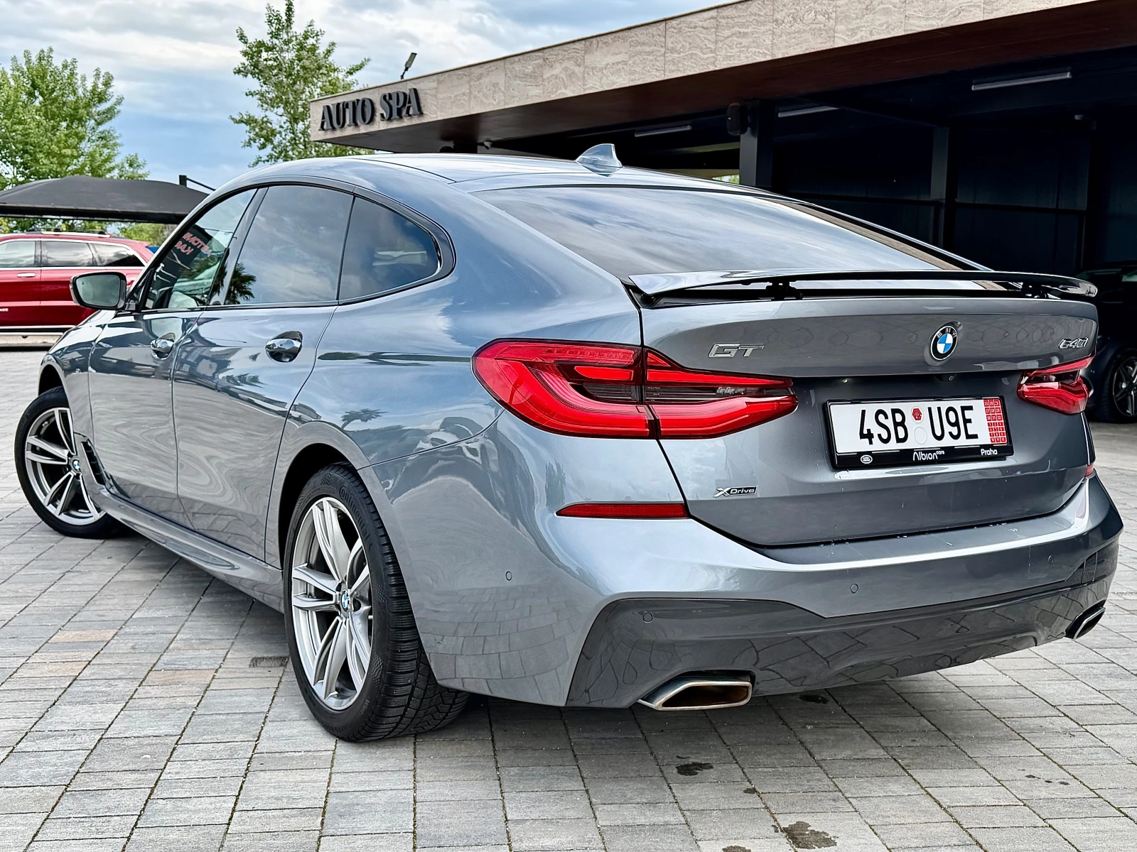 BMW 6 GT 640i xDrive M-pack #VAKUUM#DIS#HUD#harman#KeyLess#, снимка 4 - Автомобили и джипове - 54513832