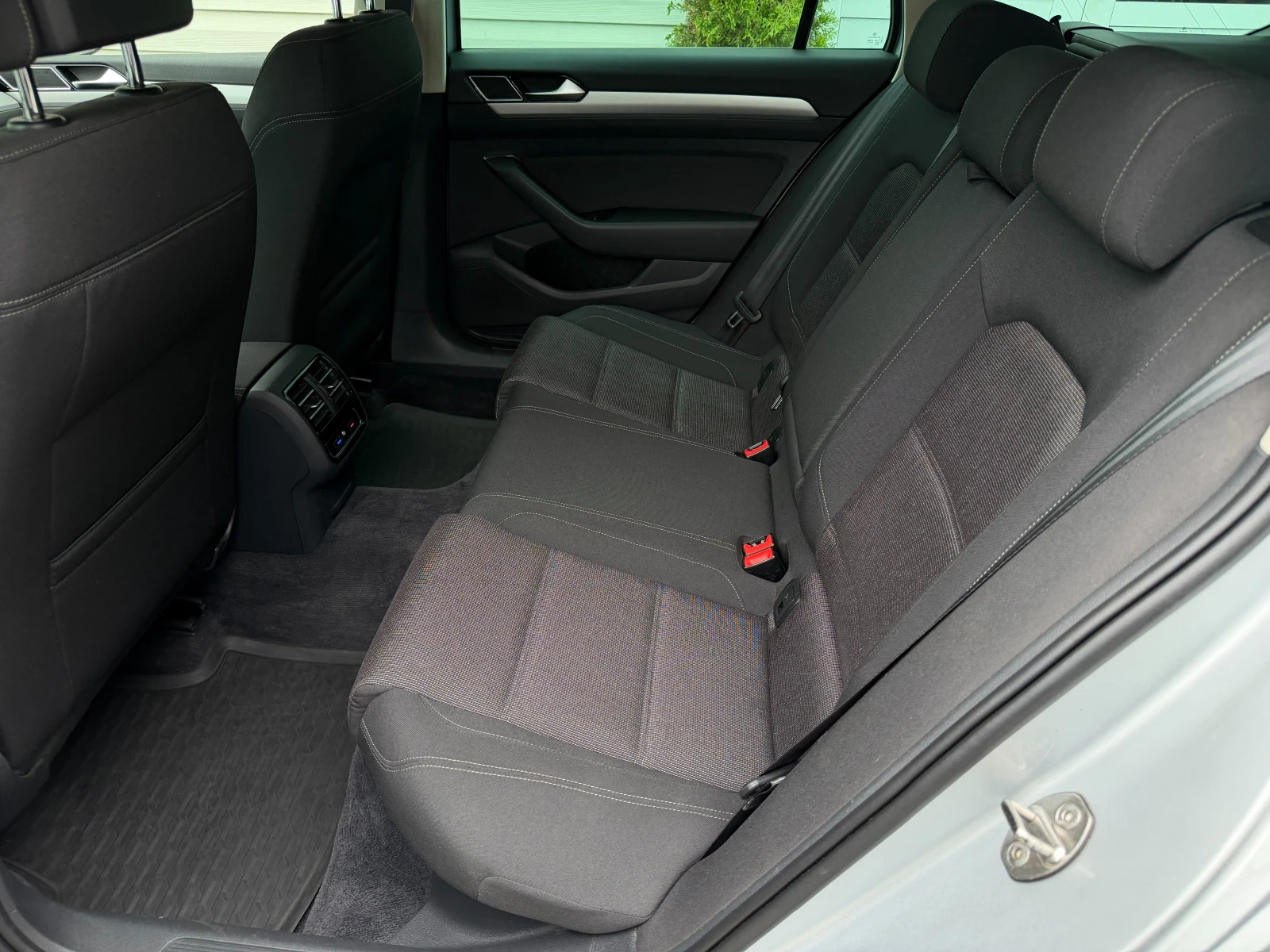 VW Passat 2.0TDI* 150�.�* �������� ������ � ����� ������� �  | Mobile.bg � ����������� 9