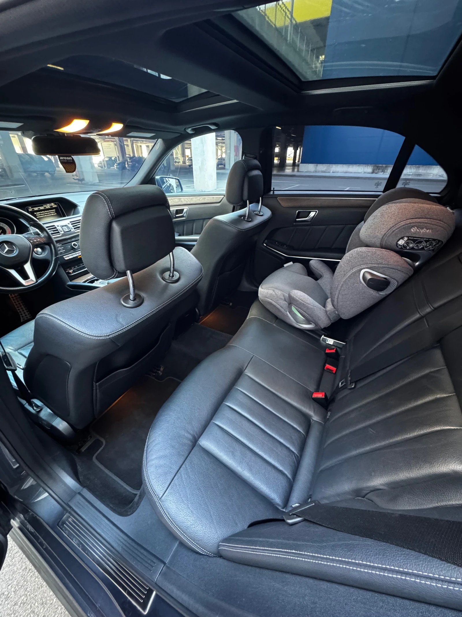 Mercedes-Benz E 400 biturbo 4matic AMG пакет, снимка 15 - Автомобили и джипове - 54606528