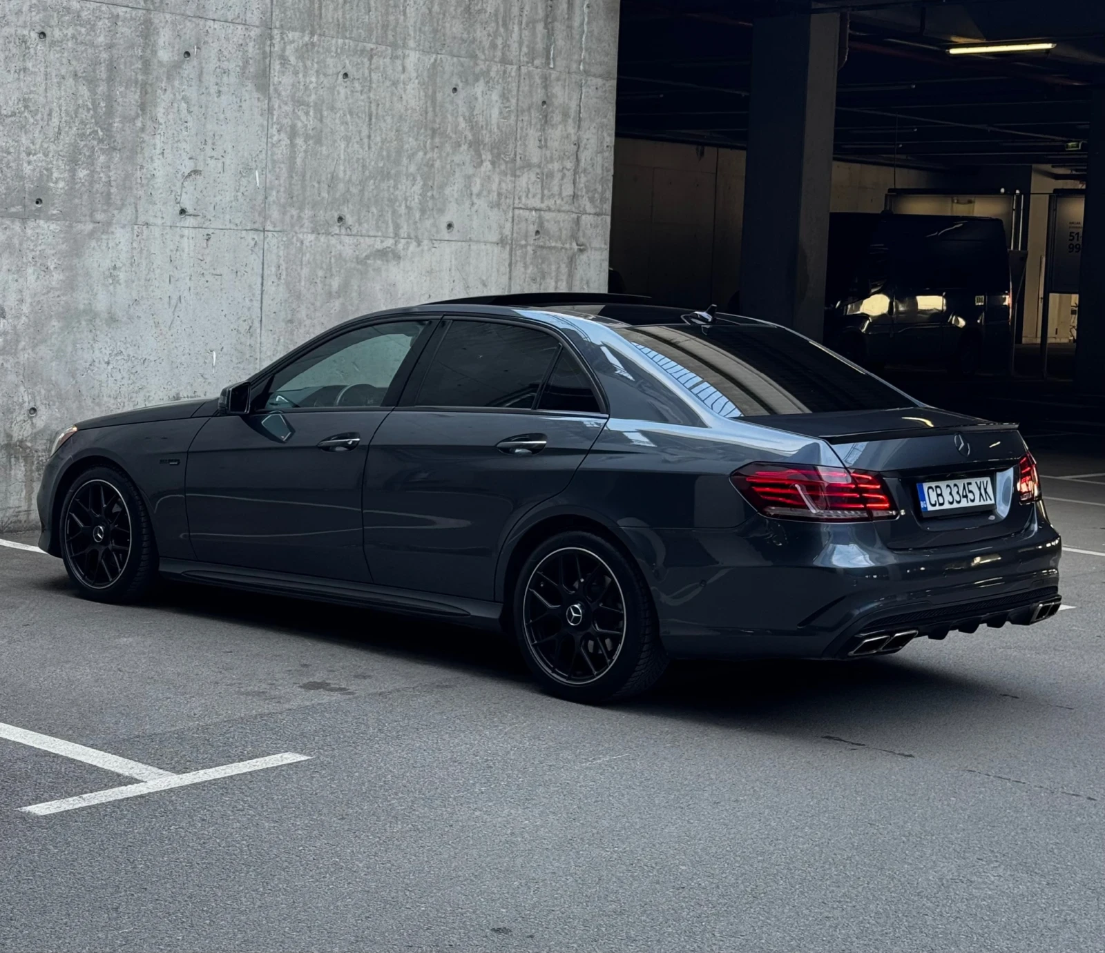 Mercedes-Benz E 400 biturbo 4matic AMG пакет, снимка 8 - Автомобили и джипове - 54606528