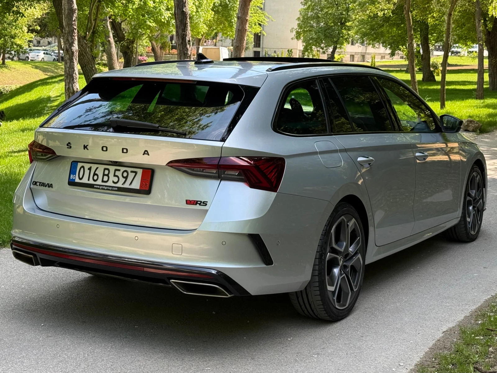 Skoda Octavia 2.0TDI* VRS* 4х4* PANO* DIST* CAM* FULL, снимка 4 - Автомобили и джипове - 54648740