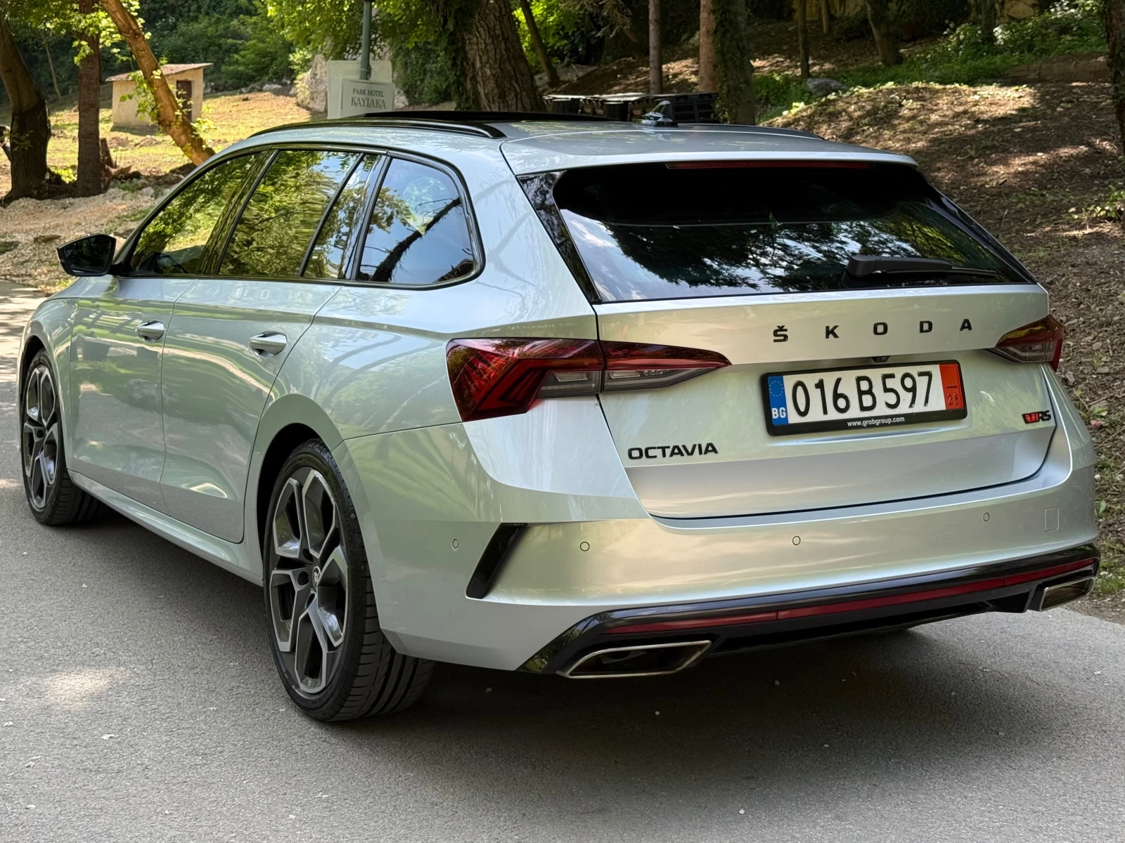Skoda Octavia 2.0TDI* VRS* 4х4* PANO* DIST* CAM* FULL, снимка 5 - Автомобили и джипове - 54648740