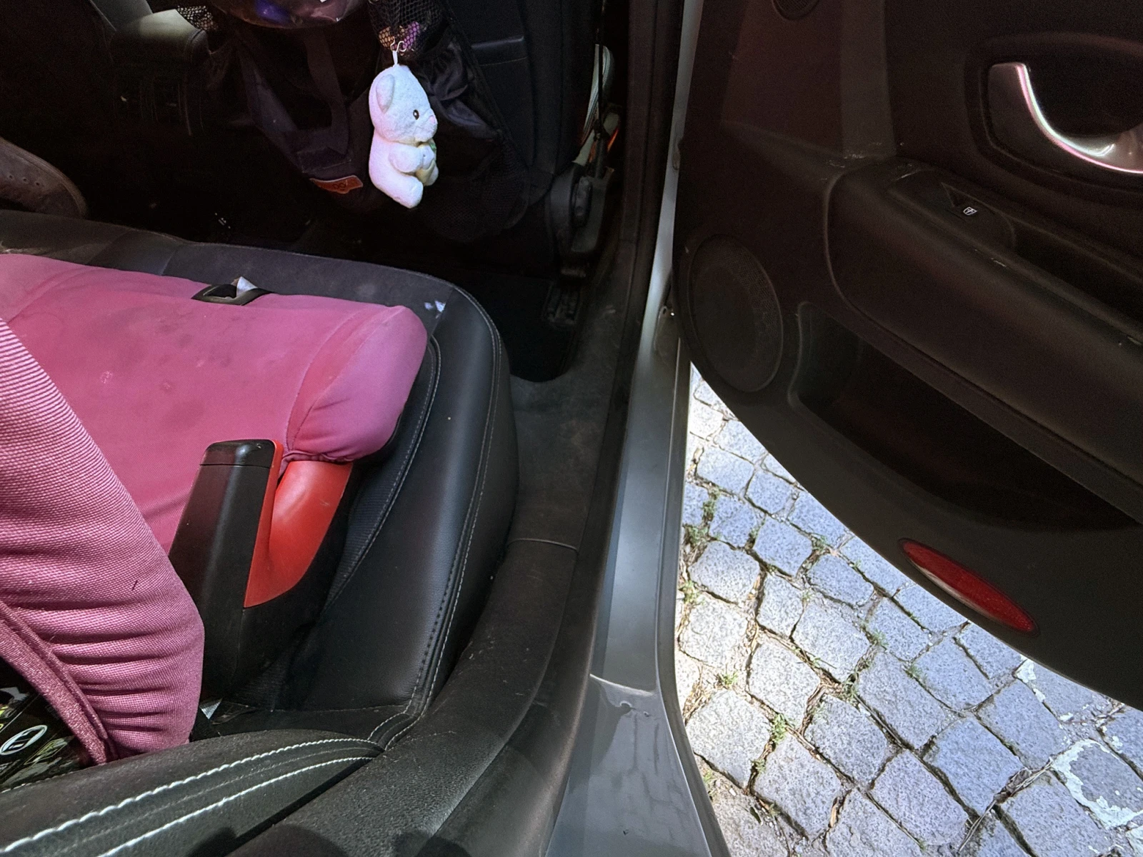 Renault Laguna Sport Tourer 2.0 dCi 150 к.с. Автомат, снимка 11 - Автомобили и джипове - 55077364