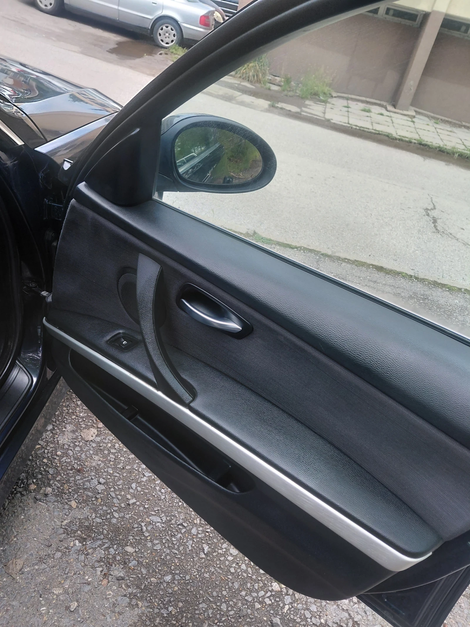 BMW 330, снимка 5 - Автомобили и джипове - 55174081