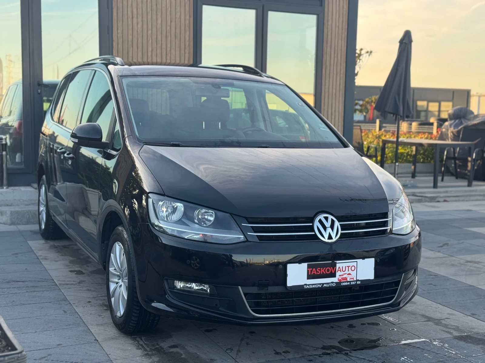 VW Sharan, снимка 3 - Автомобили и джипове - 56425934