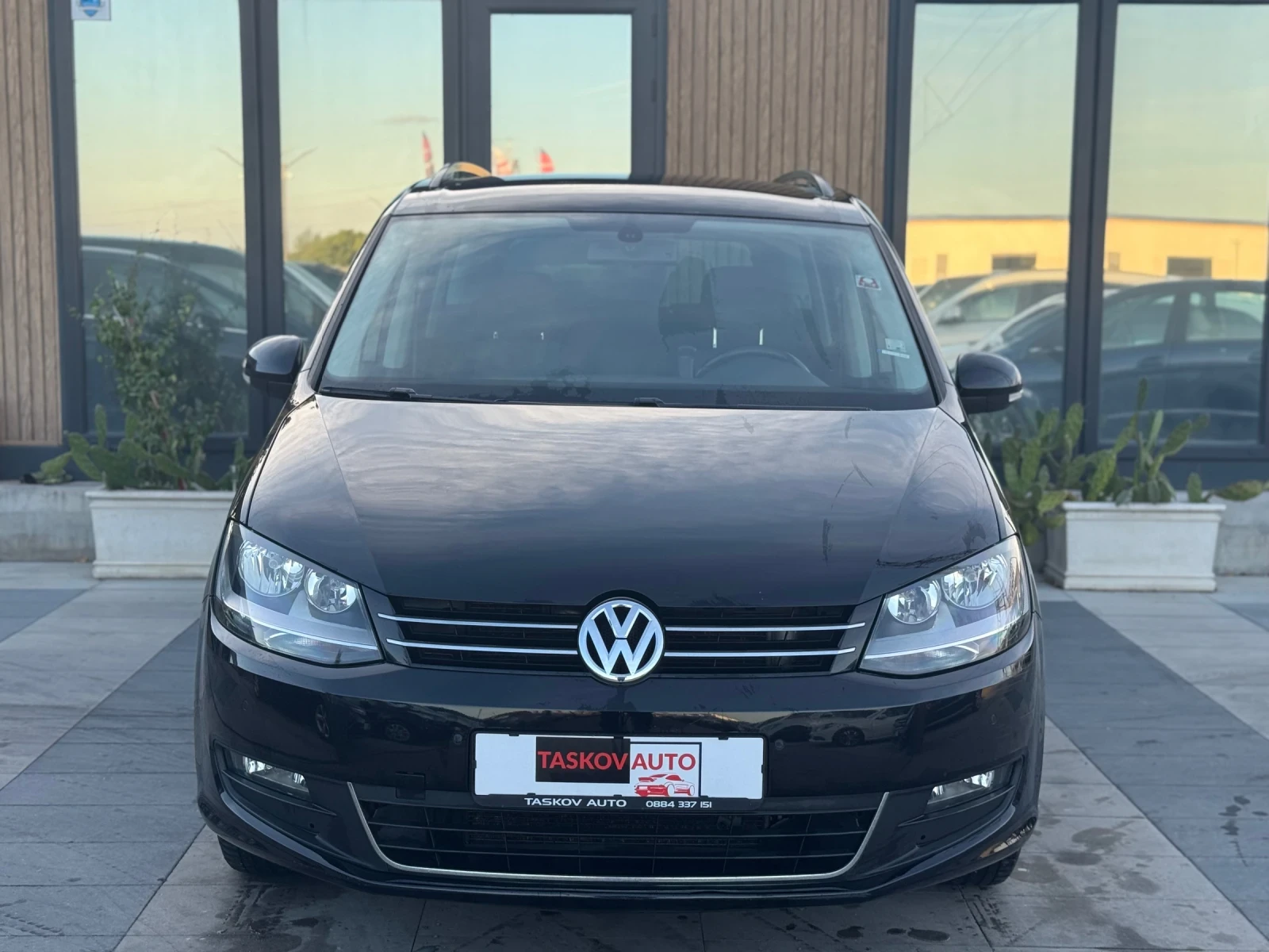 VW Sharan, снимка 2 - Автомобили и джипове - 56425934
