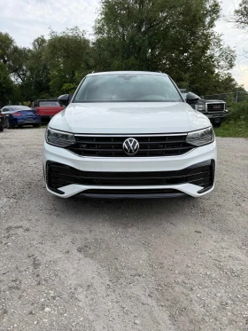 VW Tiguan * Comfortline R Line Black Edition * CARFAX * , снимка 6