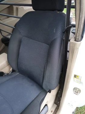 Nissan Terrano 2.7 TDI - 4000 € / 7823.32 лв. - 16855855 5