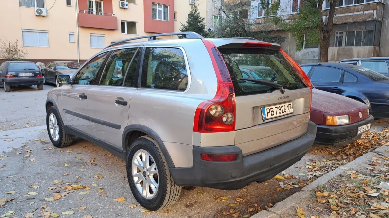 Volvo Xc90 7 местен, снимка 2 - Автомобили и джипове - 47911132