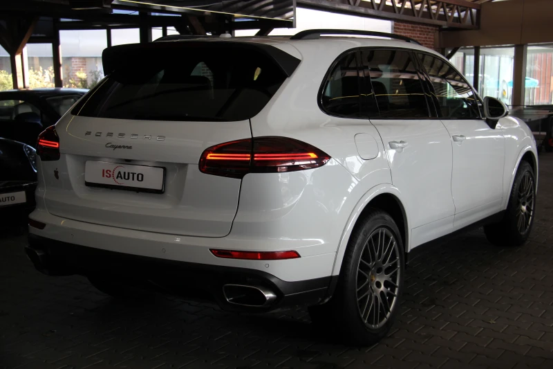 Porsche Cayenne Sport/Chrono/Обдувхане/Панорама/SideAssist/Bose, снимка 4 - Автомобили и джипове - 48487954