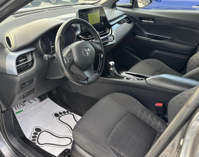 Toyota C-HR 1.8* HYBRID* Keyless go* Distronic* Euro 6D, снимка 5 - Автомобили и джипове - 51414140